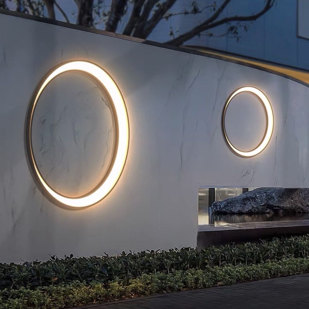 Crescent Outdoor Wall Light Stainless Steel LED Lamp
