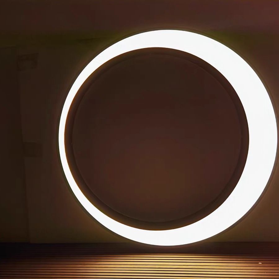 Crescent Outdoor Wall Light Stainless Steel LED Lamp