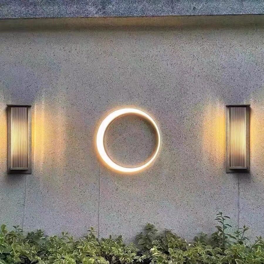 Crescent Outdoor Wall Light Stainless Steel LED Lamp