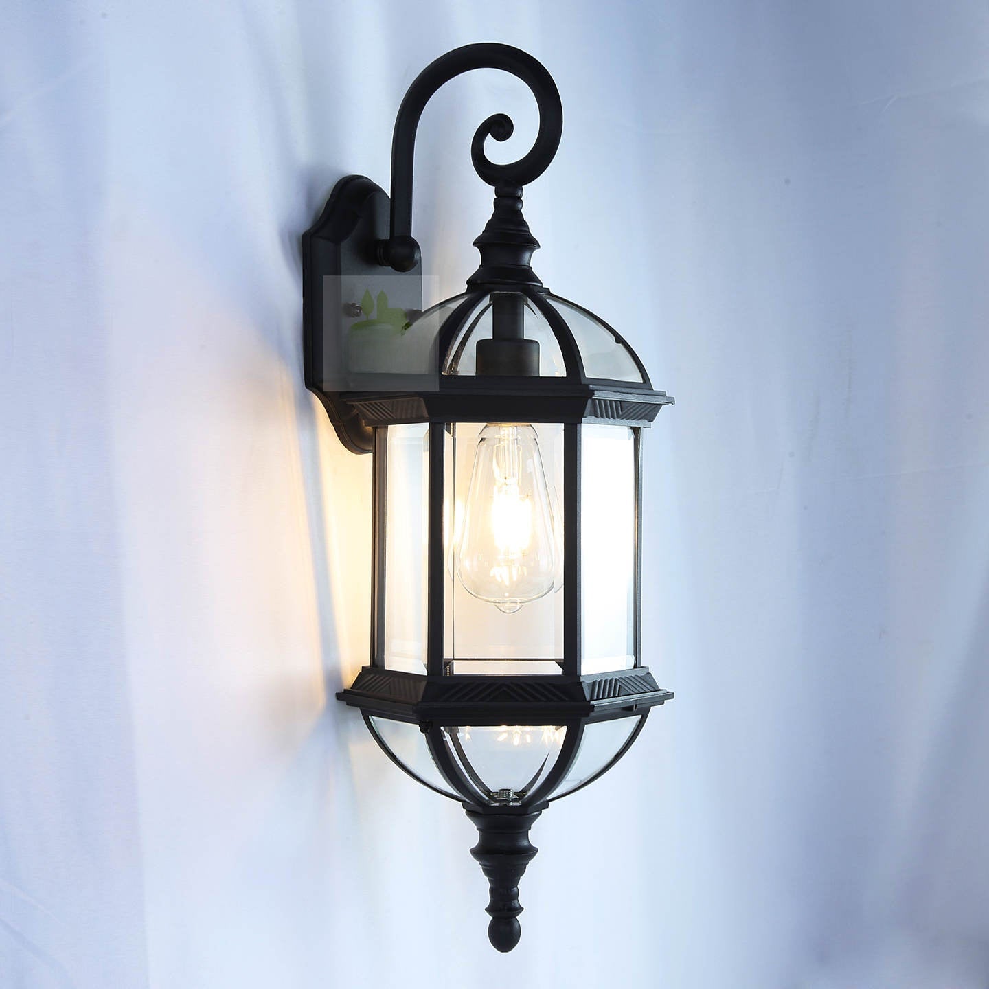 European-Inspired Retro Minimalist Wall Lamp