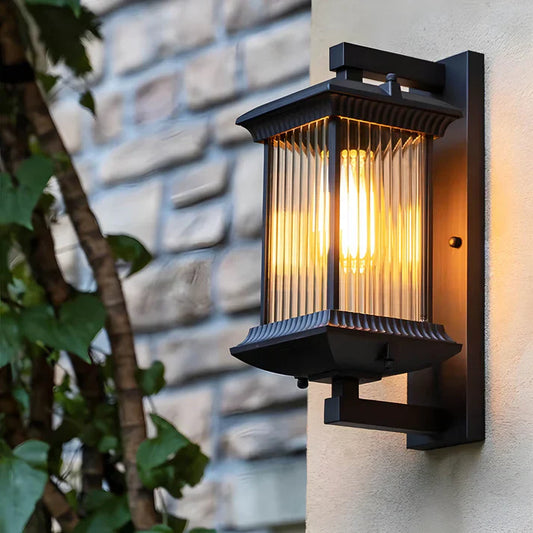 Outdoor Wall Lamp