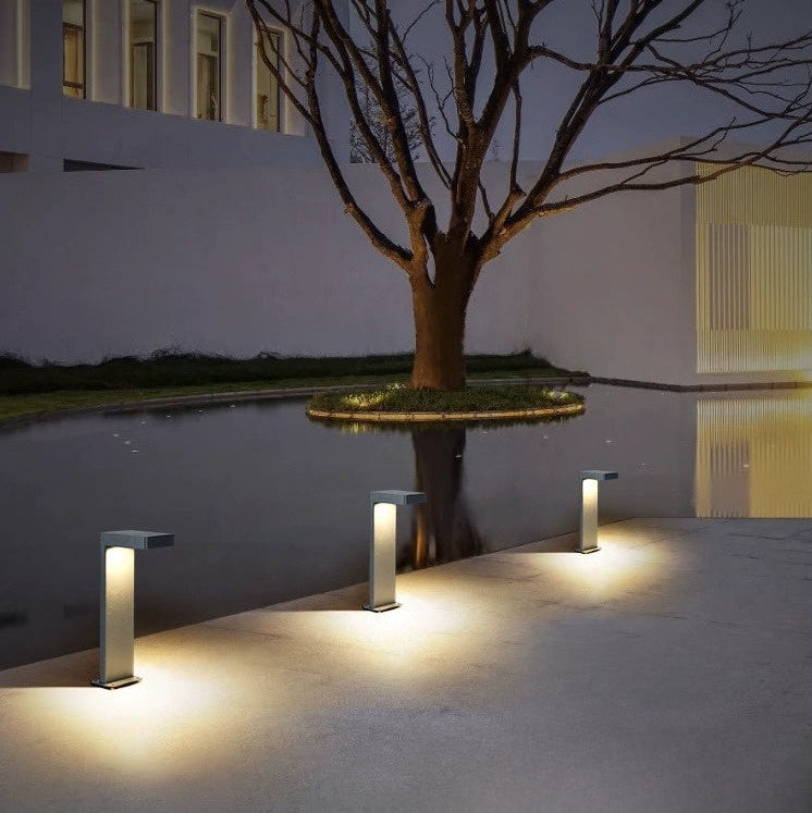 Solar Lawn Light